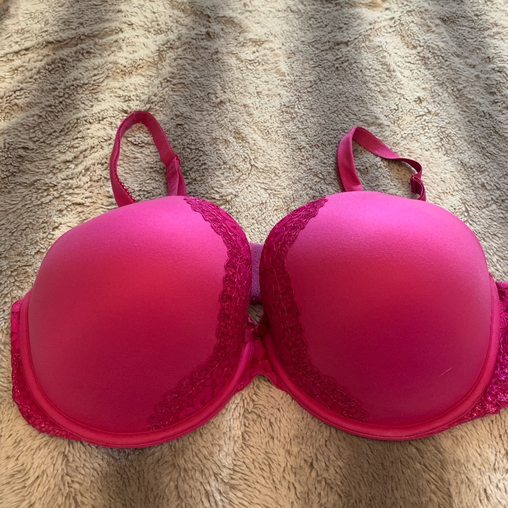 Victoria’s Secret Body by Victoria Up 40 DD